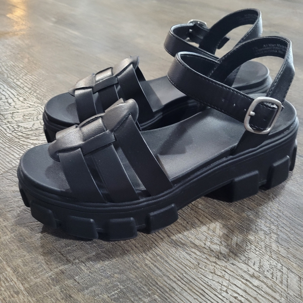 Wild Fable Black Avril Fisherman Chunky Sandals, Size 7.5 - Picture 8 of 12